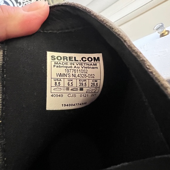 Sorel Emelie II Zip Ankle Boots Gray 8.5 - Picture 2 of 16